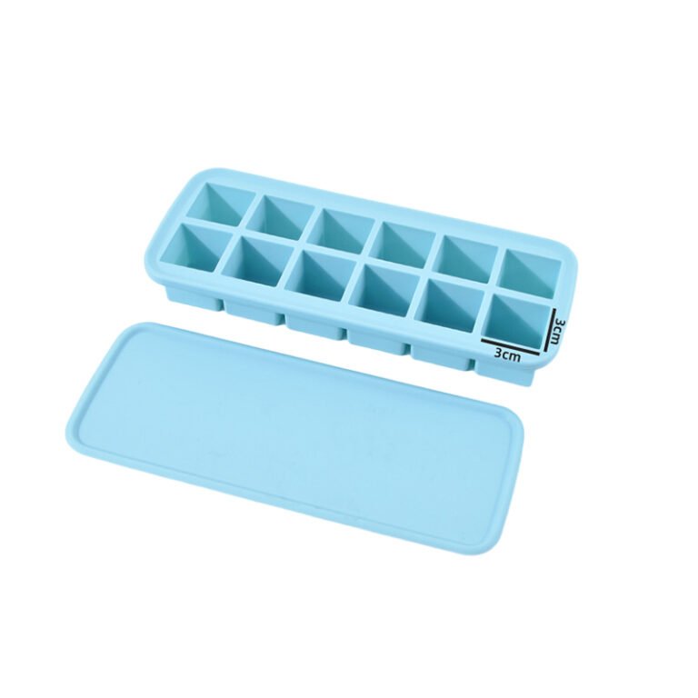12-Cavity Silicone Ice Cube Tray with Lid